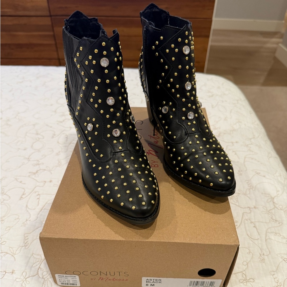 Coconuts By Matisse Footwear Aster Black Western Ankle Boots Size 8